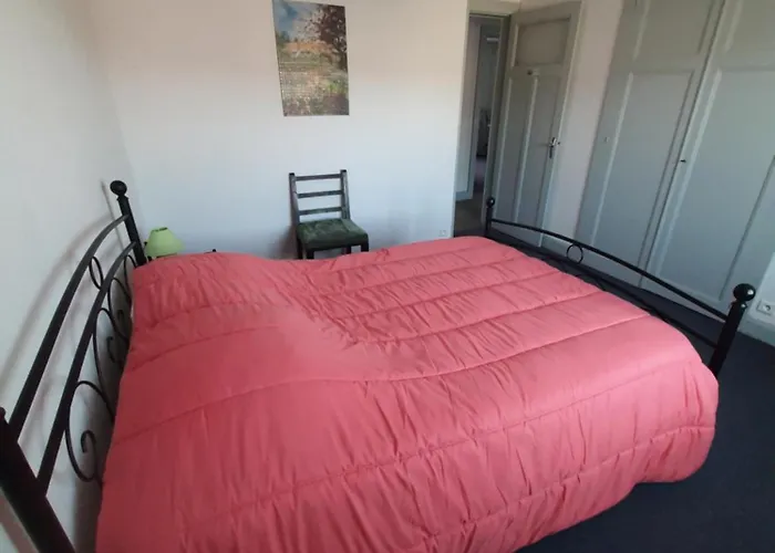 Appartement F6 2e Etage 4 Centre